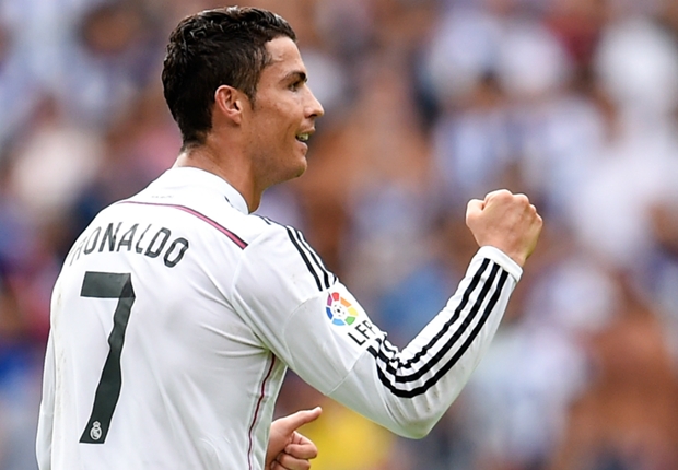 Ronaldo hits hat-trick as Madrid crush Deportivo
